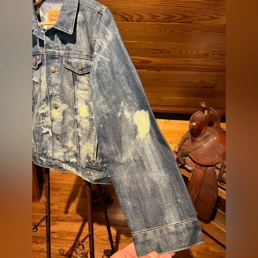 Levi's Trucker Jacket Destroyed Bleached Jean Denim